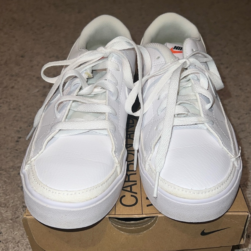 Ladies Nike Sneakers